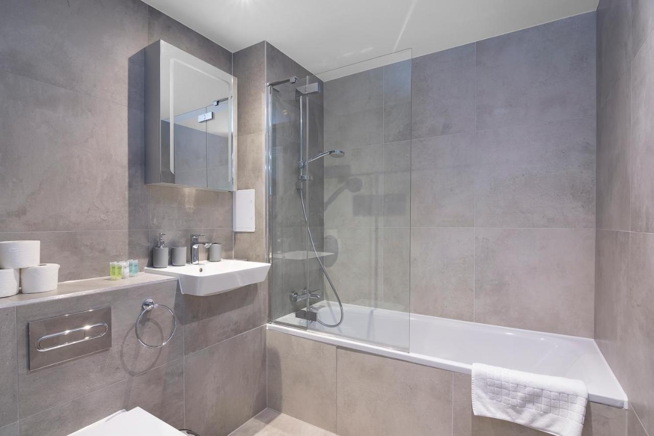 ווטפורד Spacious, Bright & Modern 1 & 2 Bed Apartments At Sligo House - Central Watford מראה חיצוני תמונה